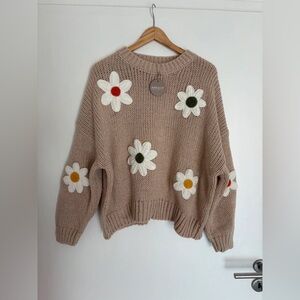 APRICOT Beige Chunky Knit Crewneck Sweater with Daisy Appliqués